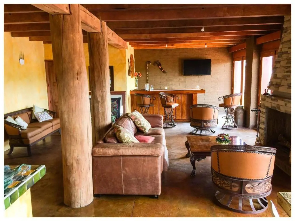 Luxurious Cabin Retreat in Tapalpa 4 Bedrooms 6 Bathrooms