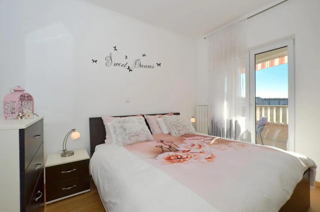 Apartmani Adela