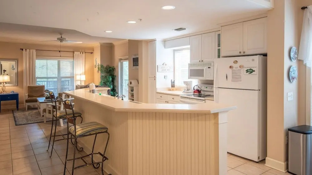 206 N Shore Pl 2 Bedroom Condo