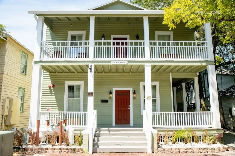 Pomar House