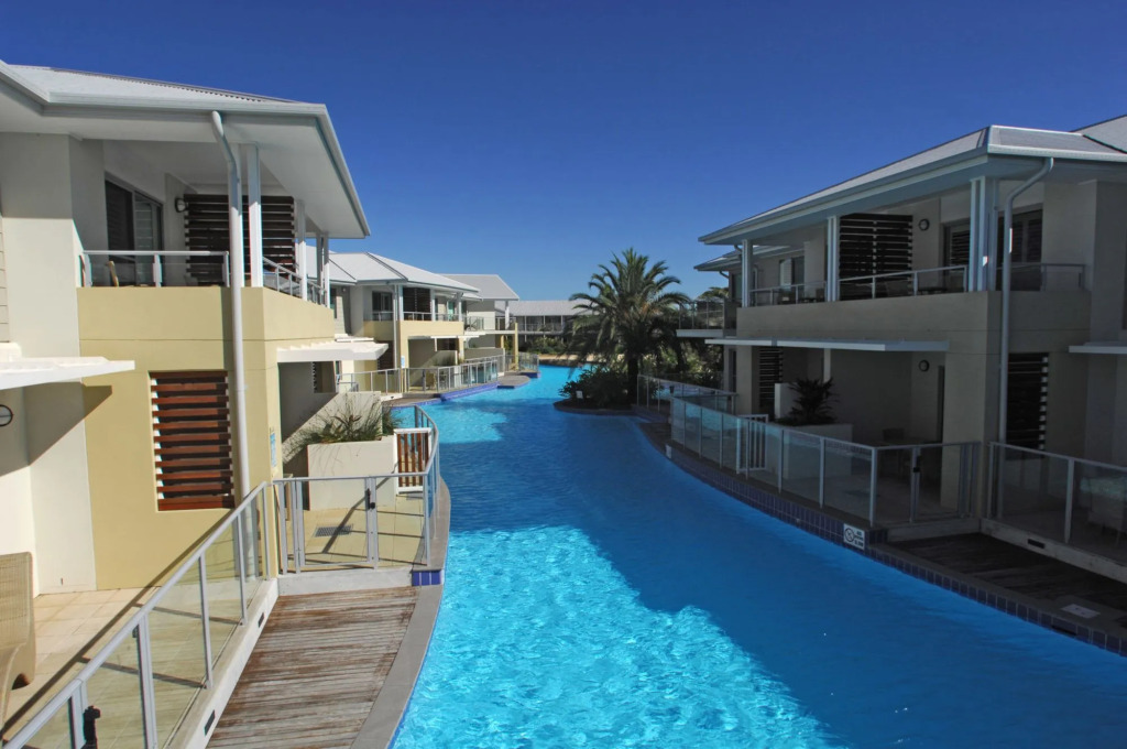 Pacific Blue Apartment 139, 265 Sandy Point Road