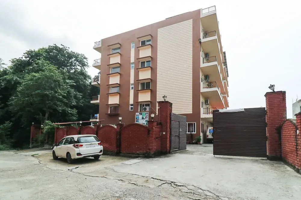 Oyo 49582 Jhanvi Yoga Dham