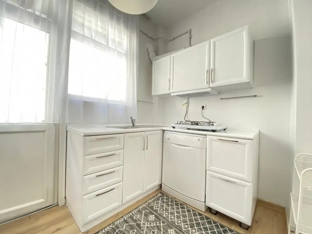Stylish Flat Near Bagdat Street in Kadikoy