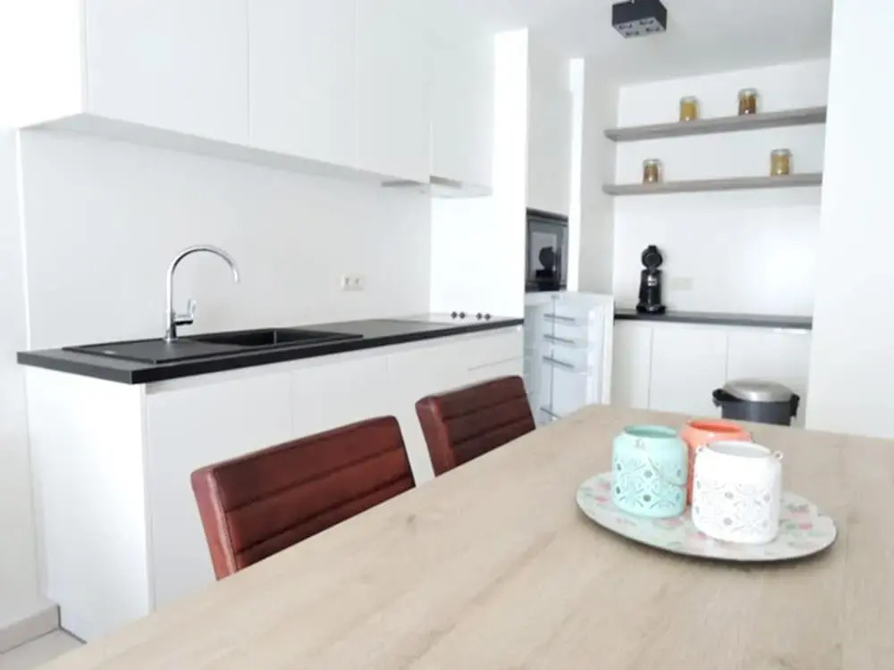 Apartment Near Epernayplein, Family-friendly Stay