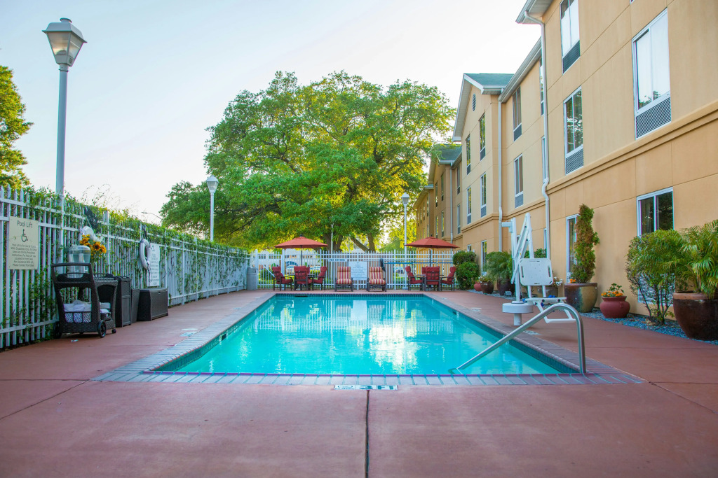 Hampton Inn & Suites New Orleans/Elmwood