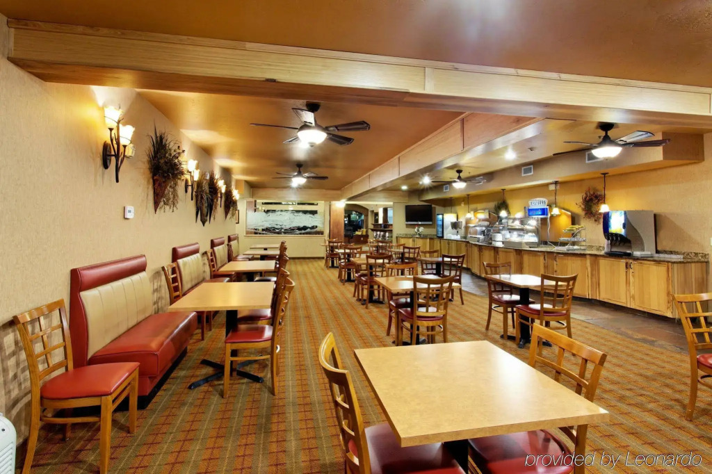 Holiday Inn Express Hotel & Suites Kalispell by IHG