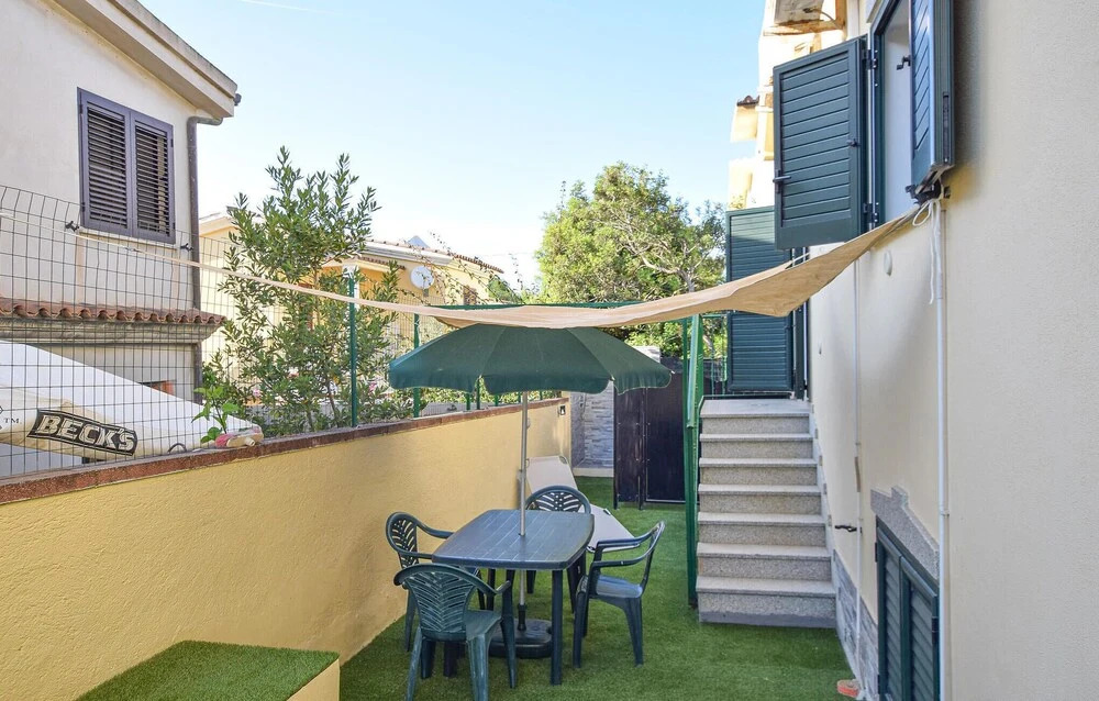 Awesome Home in Siniscola With 3 Bedrooms and Wifi