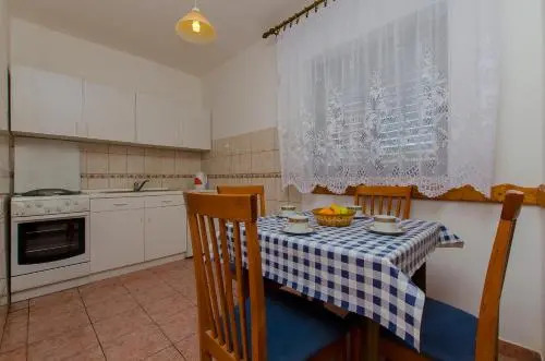 Apartments Bilo