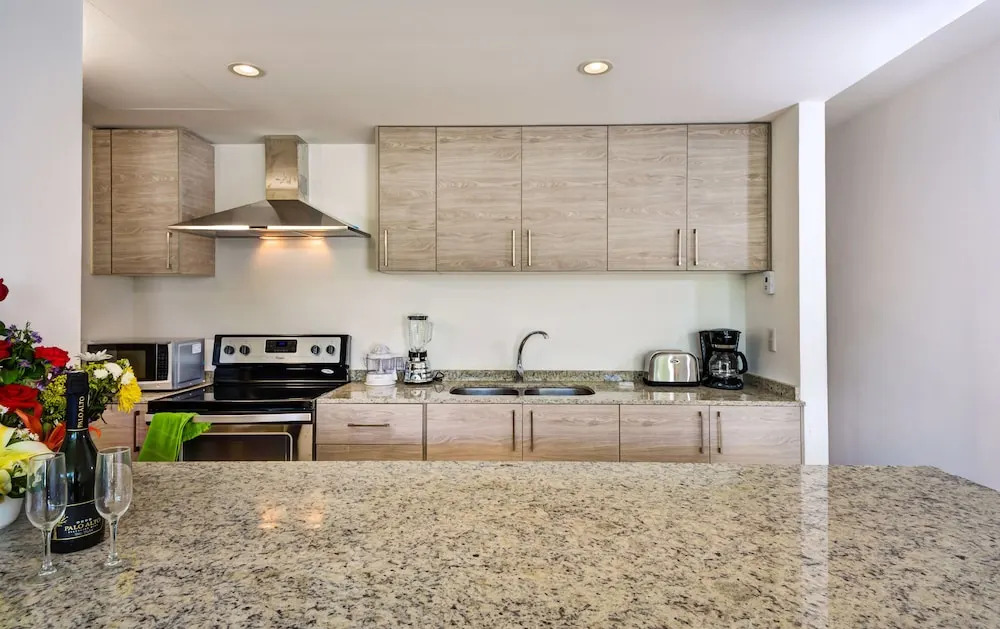 Atthakan 3 bedroom apartment sleeps 10