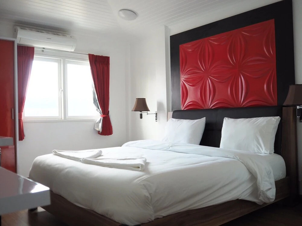 P32 Pattaya (Pook Swan House)