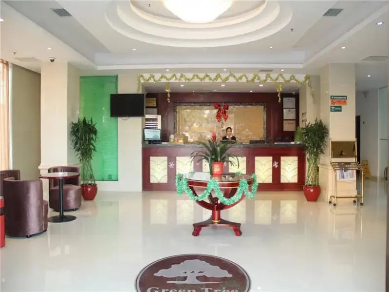 GreenTree Inn Guangzhou Baiyun West Huangshi Road Express Hotel