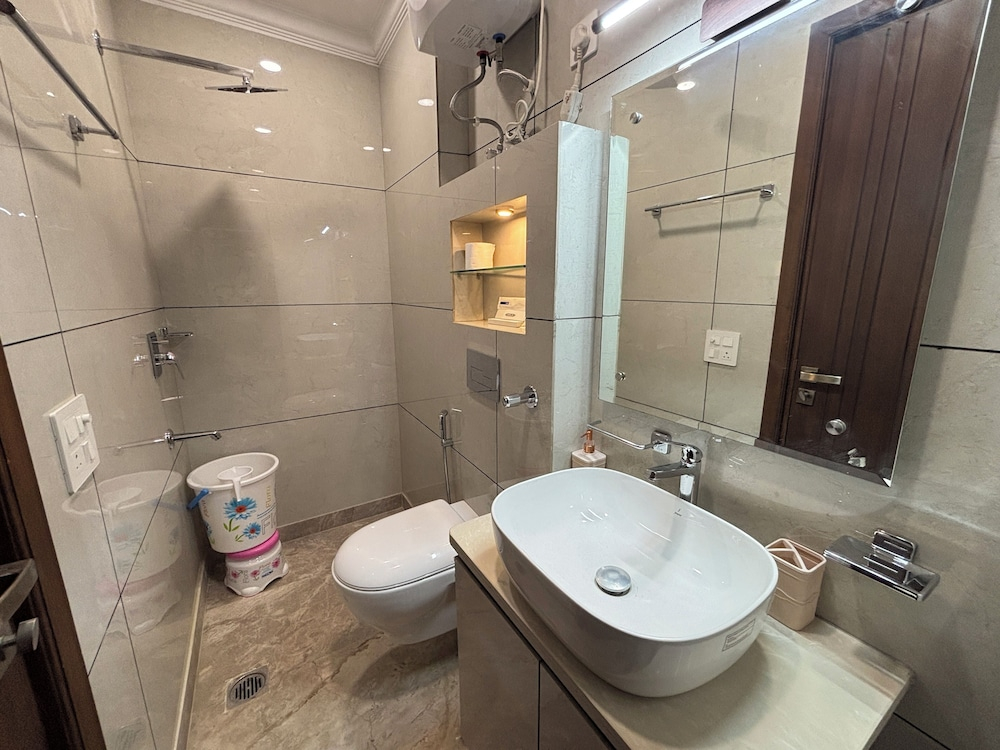 Fortune Home Service Apartment 3Bhk J150