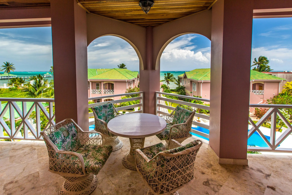Grand Colony Island Villas