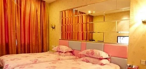 Hengdian Pineapple Hotel