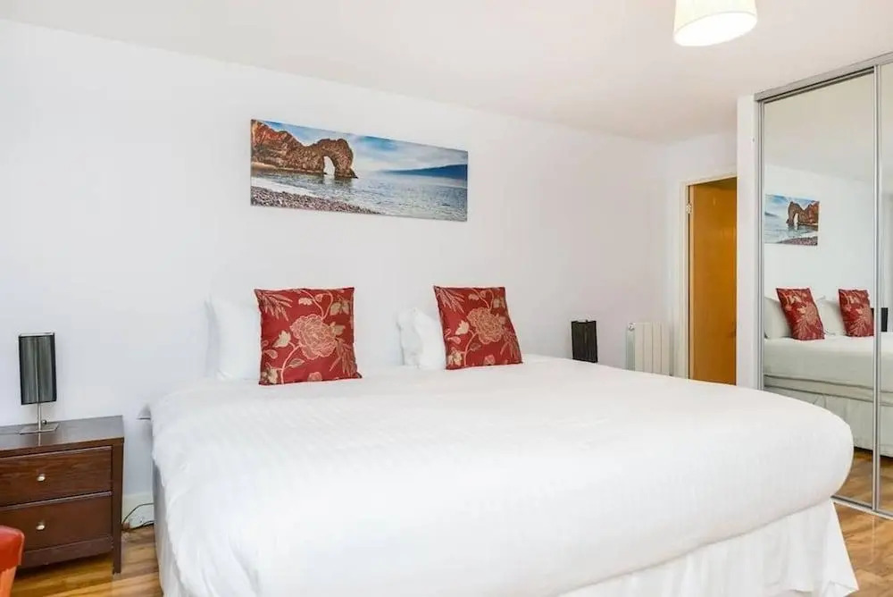 Oakwood Luxury Living Apartments