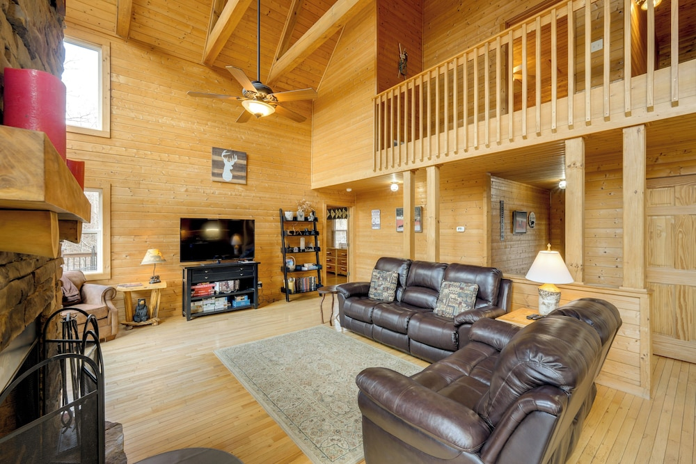 Hot Tub + Game Room: Spacious Blue Ridge Retreat!
