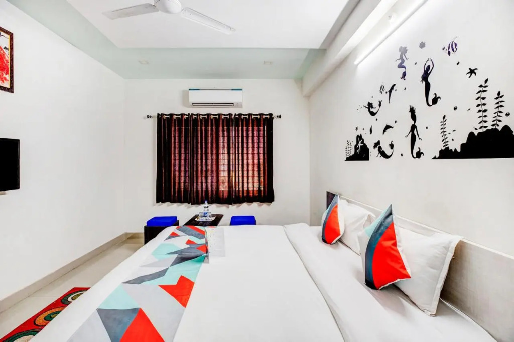 FabHotel Himanshi