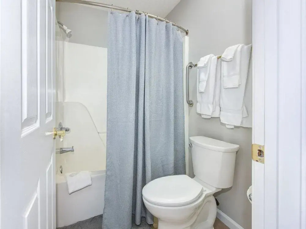Valley Retreat Whispering Pines 142