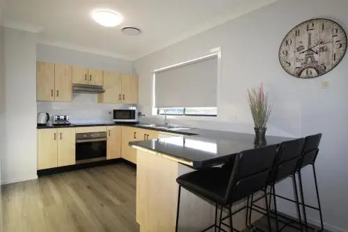 Dolphin Court 1 1 Gowing Street