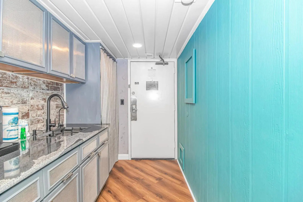 Ocean Front Queen Suite With Panoramic Views! - Compass Cove Unit 964