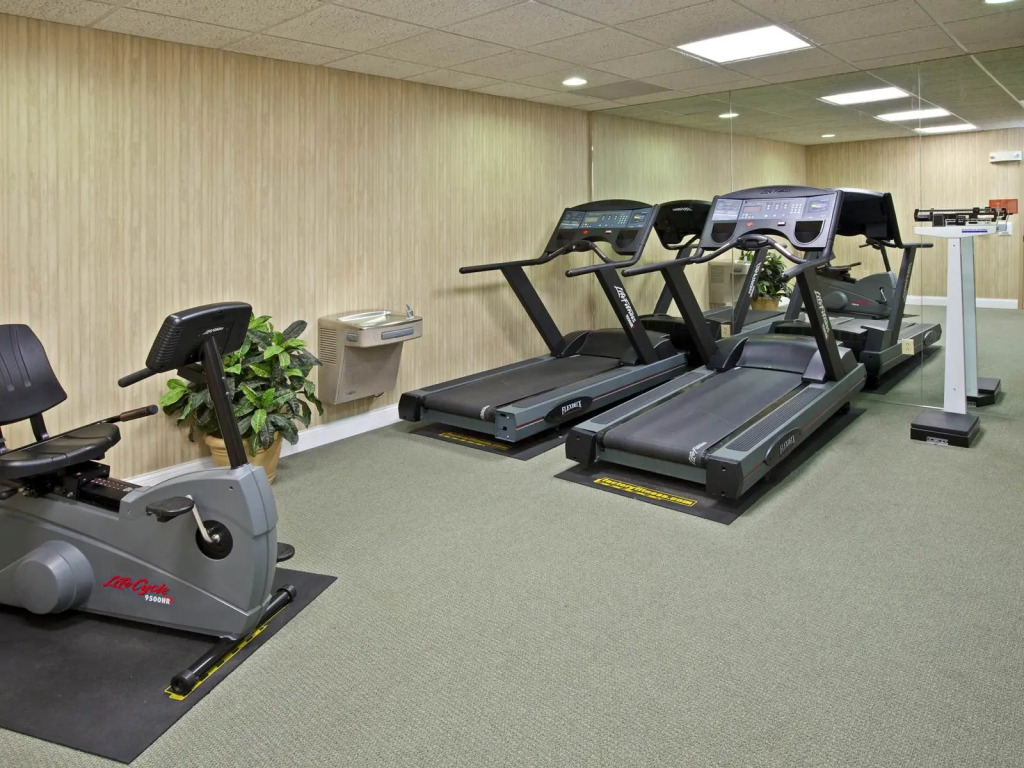 Holiday Inn Express & Suites Richmond by IHG