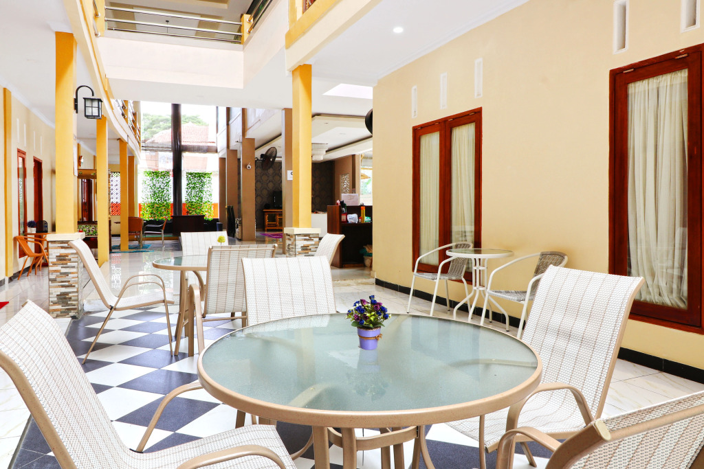 Ombey Guest House