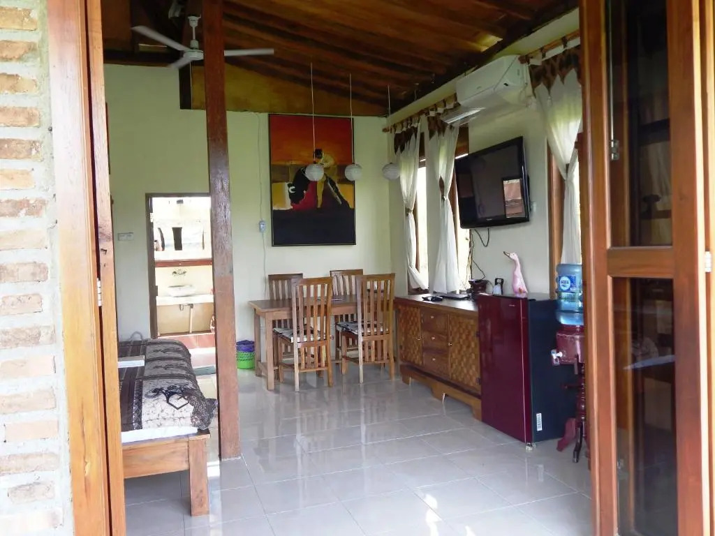 Alamanda Villas, Family Villas, Pool & Local Tours