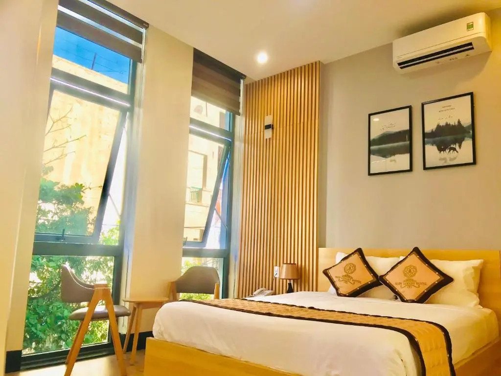 Ruby Luxury Hotel