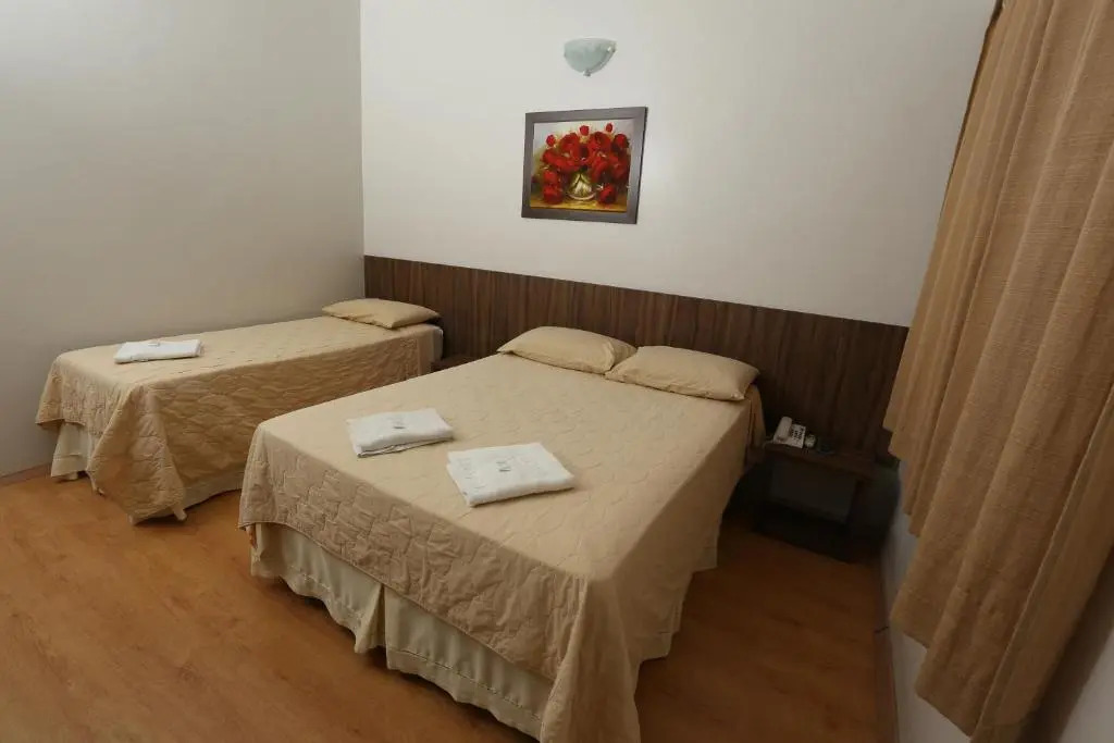 Regis Hotel II