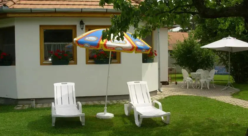 Balaton Ház