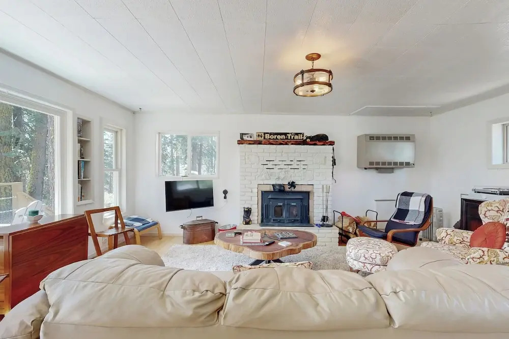 Peaceful & Charming Rustic Cabin