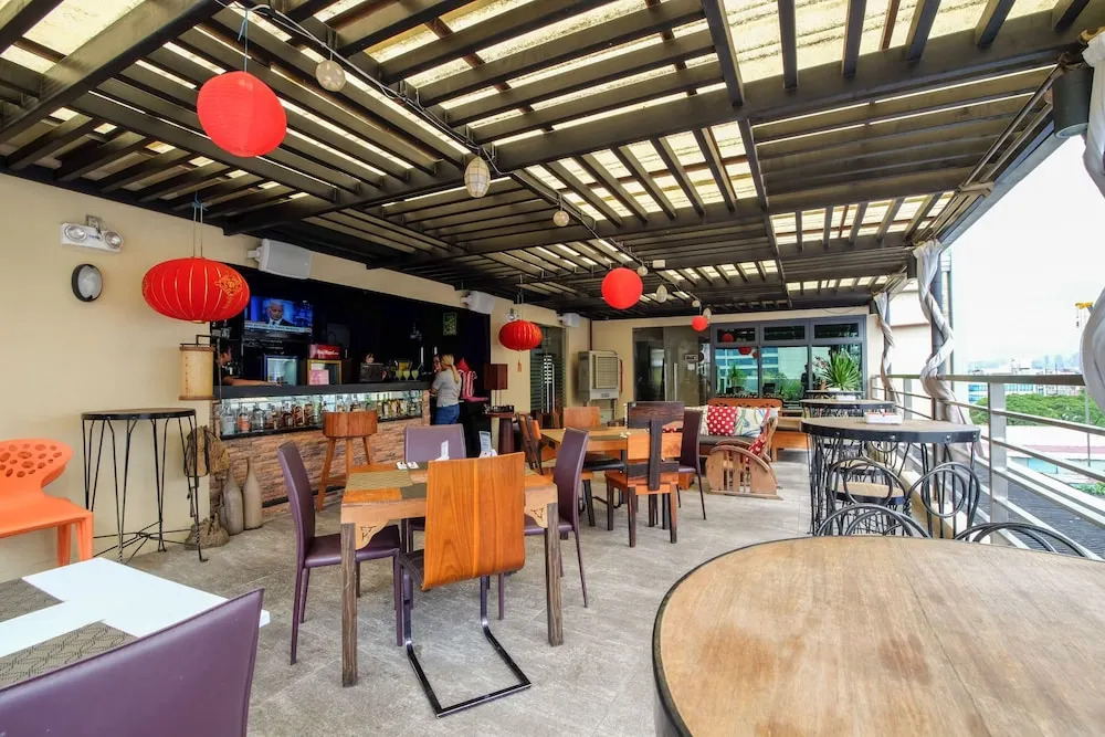 ZEN Rooms Suez Street Makati