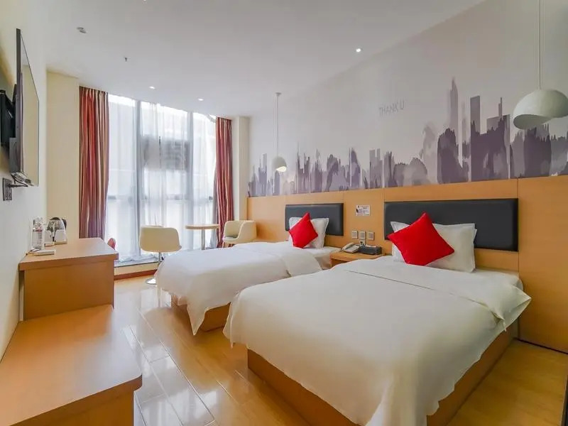 Thank Inn Hotel Guizhou Guiyang Xiaohe District Qingshuijiang Road Metro Station