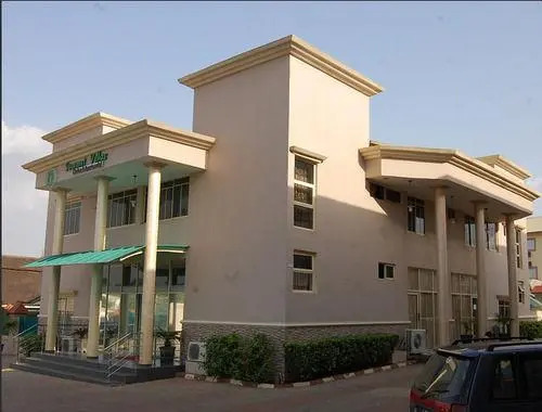 Summit Villas Suites & Apartment