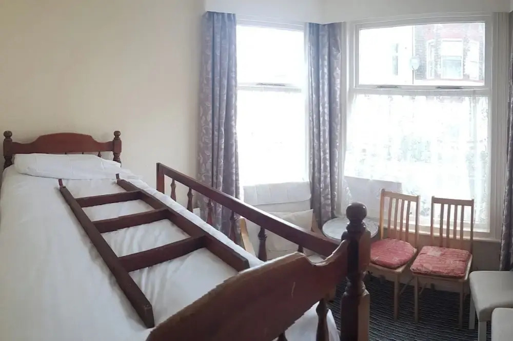 Glen Villa 1 Sleeps 4 Near Beach