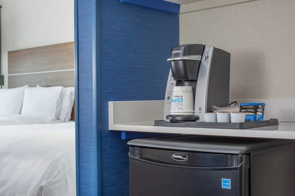 Holiday Inn Express & Suites Chico by IHG