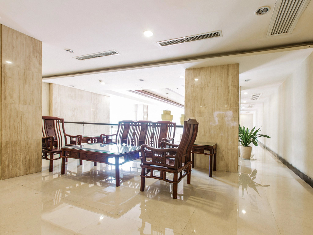King Garden Hotel