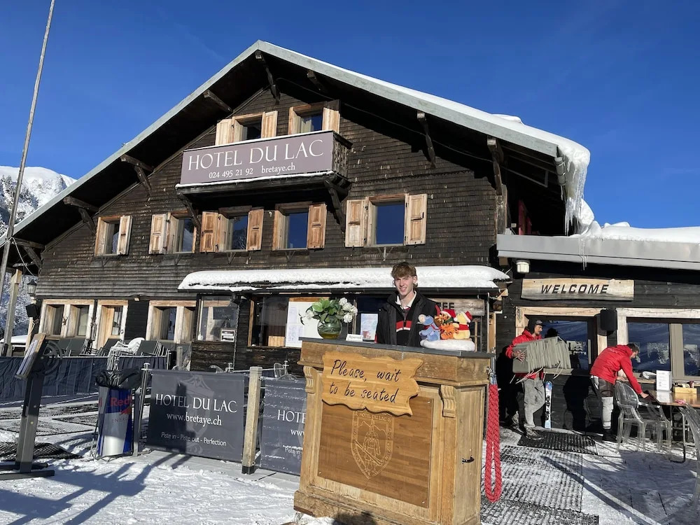Hotel du Lac
