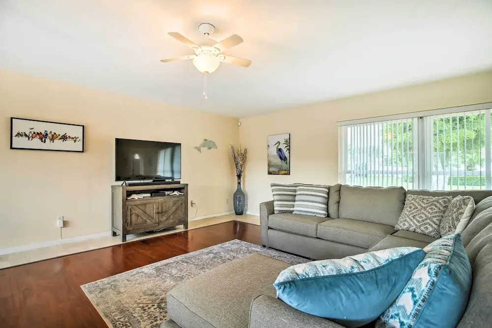 Riviera Beach Vacation Home w/ Pool: Walk to Beach