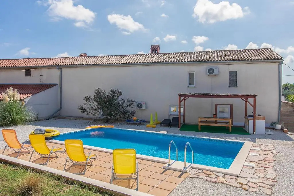 Villa John