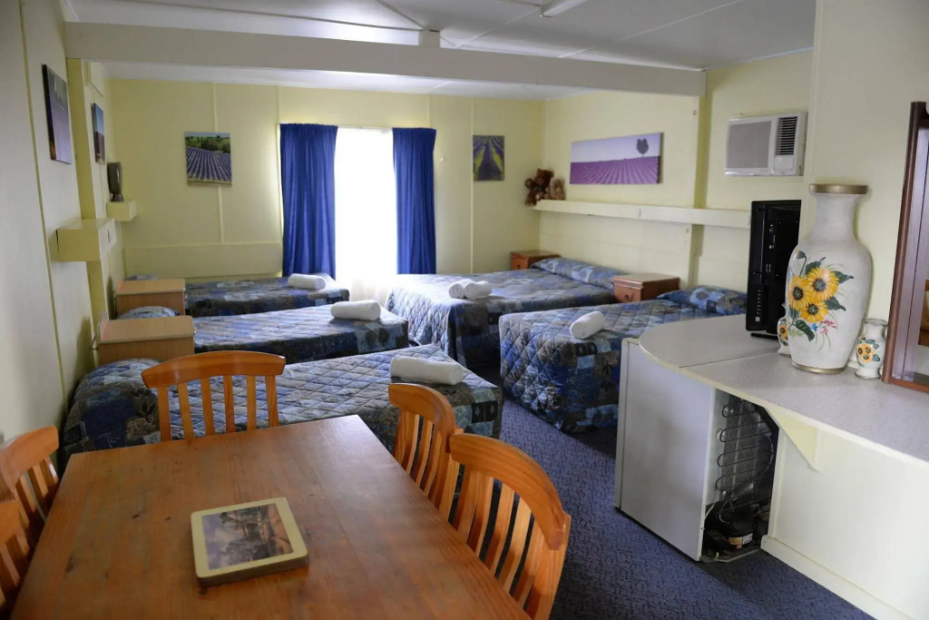 Ardeanal Motel