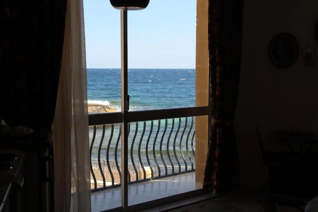 Merhba APT 3