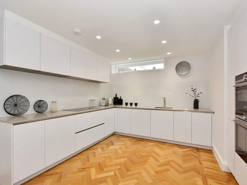 Graceful Apartment in London