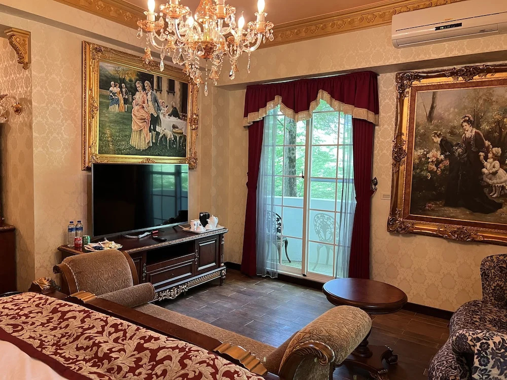 Chateau de Olliere
