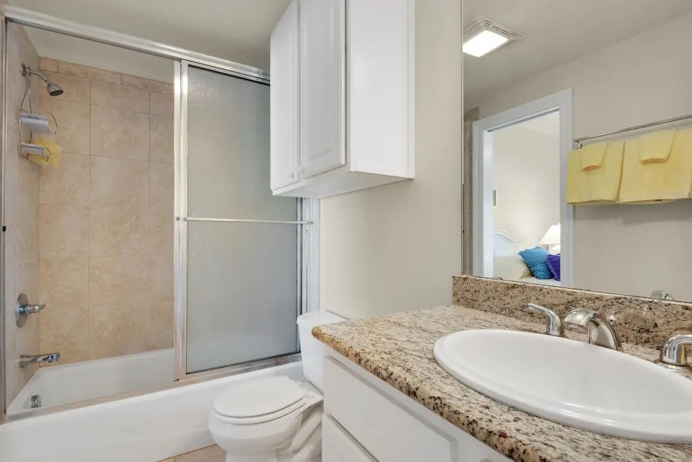 Sea Shell 3 Bedroom Townhouse by RedAwning
