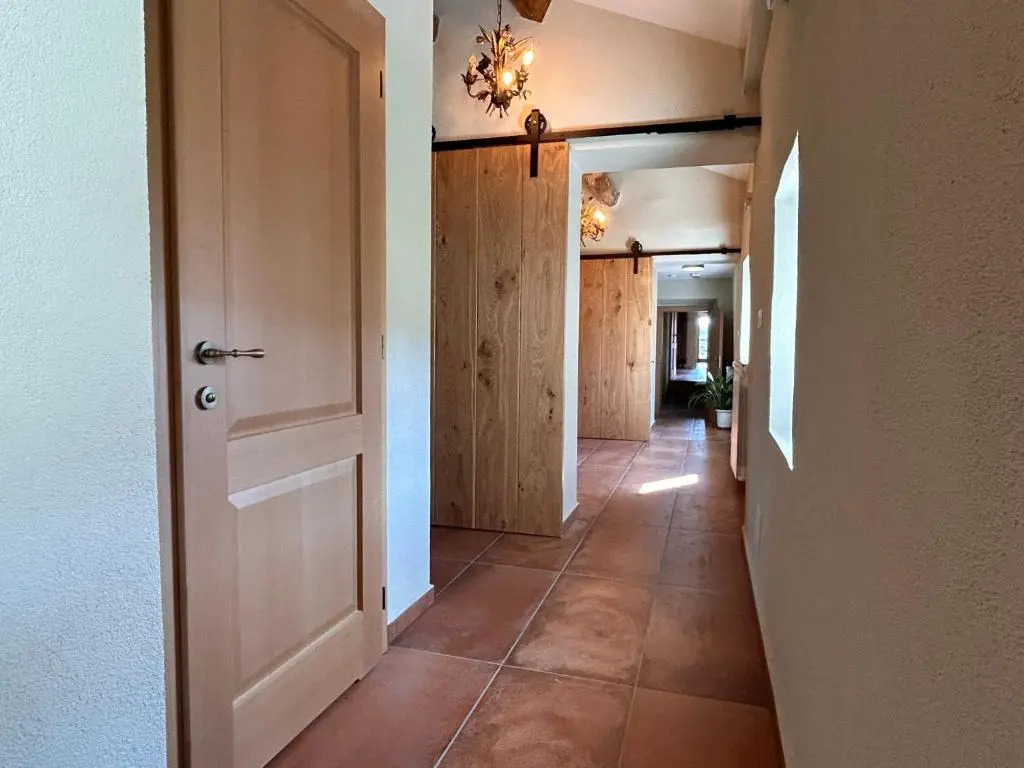 GROUPSTAY Il Gattopardo PRIVATE VILLA 19 QUESTS Cairo Montenotte VILLAITALY EU