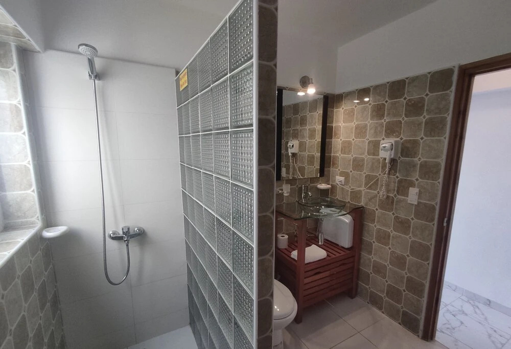 Havana and Sea (Entire Apartment)