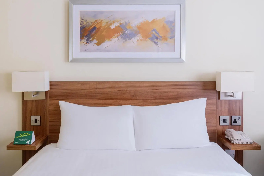 Holiday Inn Lincoln by IHG
