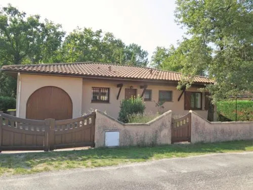 LORéE DU BOIS (HUT100)