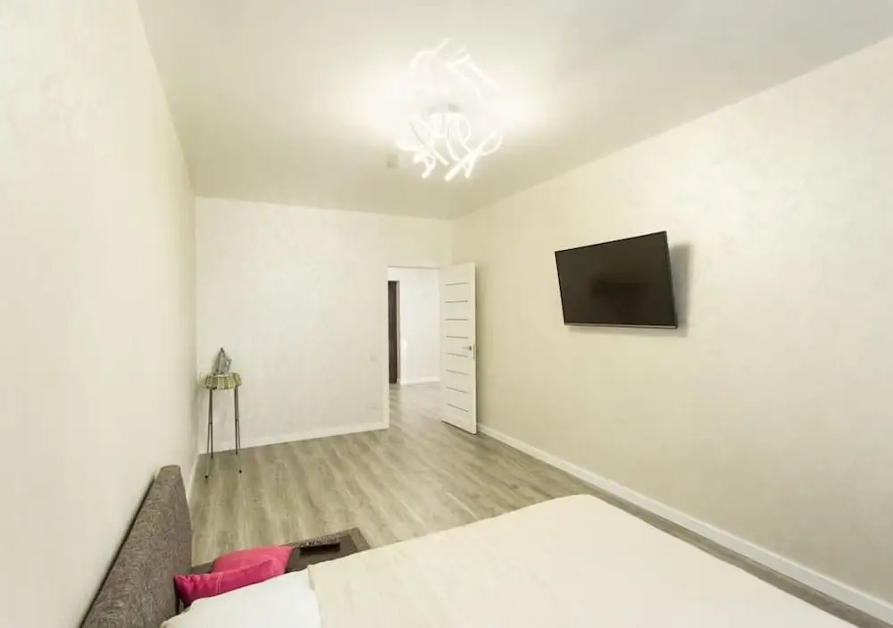 Apartment Voskresenska 18 , Парковые Озера